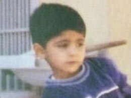 तस्वीर में दिख रहा ये नन्हा स्टार, आज है वर्ल्ड क्रिकेट का सुपरस्टार