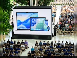 Apple's 'Liquid Glass' UI Update Out In iOS26 Developer Beta: Here's How To Try It Apple's 'Liquid Glass' UI Update Out In iOS26 Developer Beta: Here's How To Try It