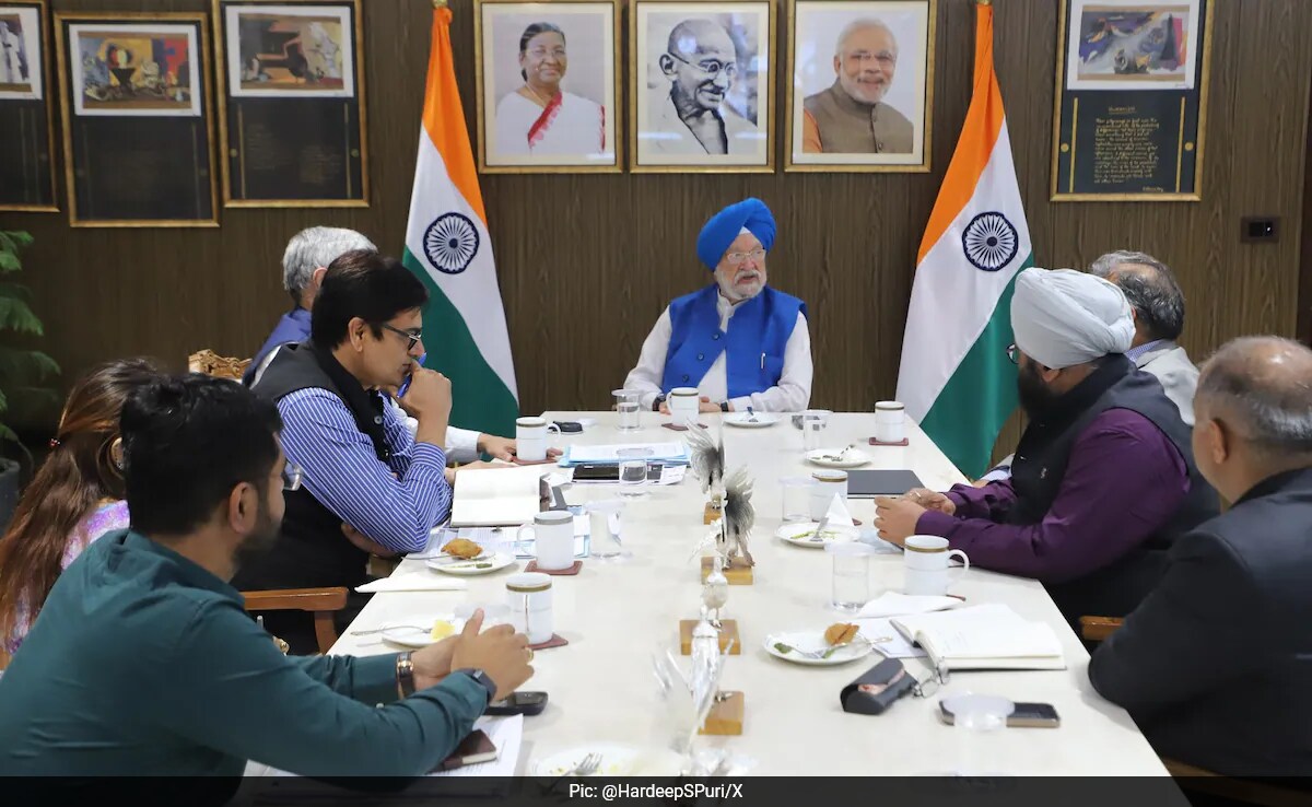 Ню Делхи As global oil markets remained volatile due to