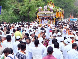 Ashadhi Wari 2025 Solapur : ज्ञानेश्वर माऊलींची पालखी सोलापूर जिल्ह्यात दाखल, कुठे असणार पुढचा मुक्काम? Ashadhi Wari 2025 Solapur : ज्ञानेश्वर माऊलींची पालखी सोलापूर जिल्ह्यात दाखल, कुठे असणार पुढचा मुक्काम?