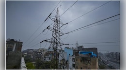 राजगढ़ के मेडिकल कॉलेज में दूसरा हादसा, हाईटेंशन लाइन की चपेट में आया मजदूर; प्राइवेट पार्ट सहित 70% जला शरीर