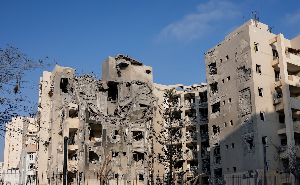 The missiles were launched moments before a ceasefire between the two Middle East foes was expected to begin. 