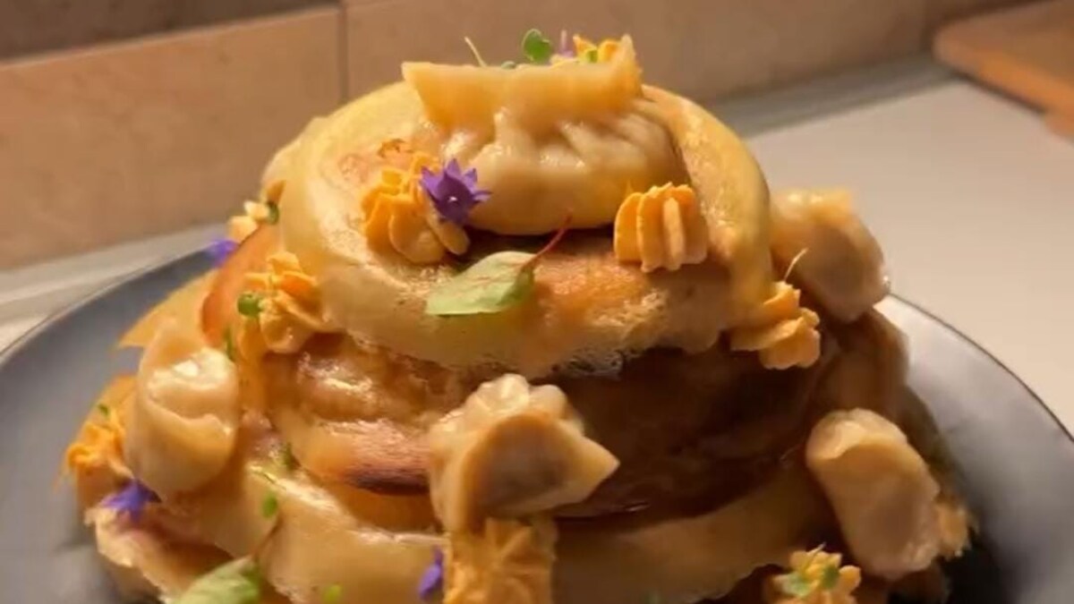 Food Vlogger's Dumpling Cake Goes Viral, Impressing Viewers