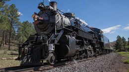 All About "French Fry Express": A 100-Year-Old Steam Train In The Grand Canyon Fuelled By Vegetable Oil