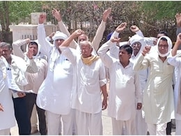 Rajasthan: गुर्जरों के बाद अब राजस्थान के किसानों ने दिया धरने पर बैठने का अल्टीमेटम, कहा- 24 घंटे में मांग पूरी नहीं हुई तो... Rajasthan: गुर्जरों के बाद अब राजस्थान के किसानों ने दिया धरने पर बैठने का अल्टीमेटम, कहा- 24 घंटे में मांग पूरी नहीं हुई तो...