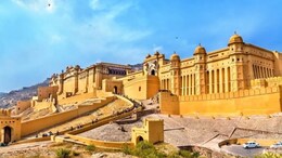 Amer Fort: जयपुर के आमेर महल ने टूरिज्म में तोड़े पुराने रिकॉर्ड, देशी-विदेशी सैलानियों को खूब भा रहा फोर्ट