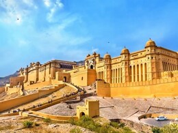 Amer Fort: जयपुर के आमेर महल ने टूरिज्म में तोड़े पुराने रिकॉर्ड, देशी-विदेशी सैलानियों को खूब भा रहा फोर्ट Amer Fort: जयपुर के आमेर महल ने टूरिज्म में तोड़े पुराने रिकॉर्ड, देशी-विदेशी सैलानियों को खूब भा रहा फोर्ट