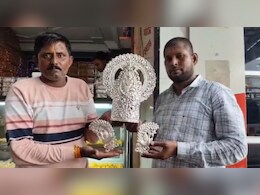 Khatu Shyam: खाटू श्‍याम ने अपने भक्‍त की अरदास की पूरी, चढ़ाया सवा क‍िलो चांदी का मुकुट और कुंडल  