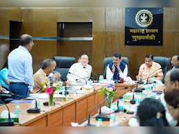 नाशिक कुंभ मेले के लिए 2,500 करोड़ रुपये की परियोजनाएं प्रस्तावित, सड़कों के विकास पर विशेष जोर नाशिक कुंभ मेले के लिए 2,500 करोड़ रुपये की परियोजनाएं प्रस्तावित, सड़कों के विकास पर विशेष जोर