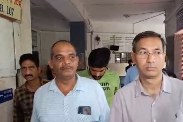 कोर्ट में पेशी के दौरान विशाल यादव कोर्ट में पेशी के दौरान विशाल यादव