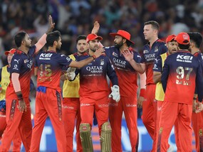 Virat Kohli Snubs Two-Time IPL Winner From His All-Time RCB XI. Mitchell Starc Included