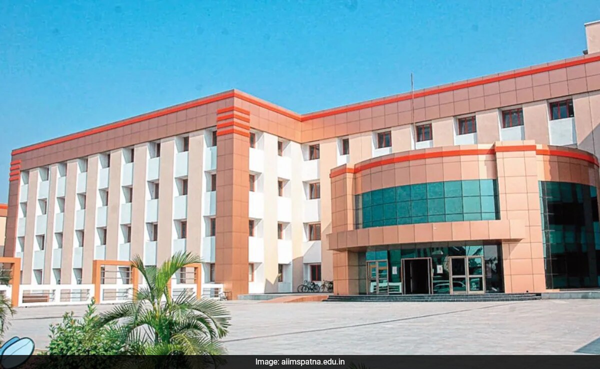 Medical Colleges Promote Education Loans for Students