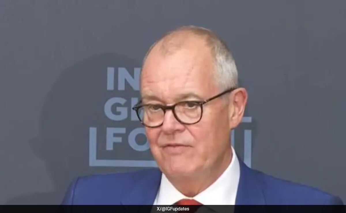 Лондон Обединеното кралство трябва да използва научни и академични отношения