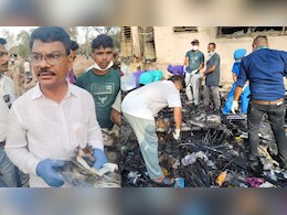 Gold, Cash, Gita: Builder Helps Families Get Back Crash Victims' Belongings Gold, Cash, Gita: Builder Helps Families Get Back Crash Victims' Belongings