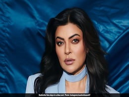 Sushmita Sen's 'Melting Ice Blue' Look Is a Power Style Moment Done Right Sushmita Sen's 'Melting Ice Blue' Look Is a Power Style Moment Done Right