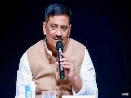 संजय झा की बेटियों को सुप्रीम कोर्ट में सरकारी वकील नियुक्त करने पर बवाल, जानें आरजेडी ने क्या कहा संजय झा की बेटियों को सुप्रीम कोर्ट में सरकारी वकील नियुक्त करने पर बवाल, जानें आरजेडी ने क्या कहा