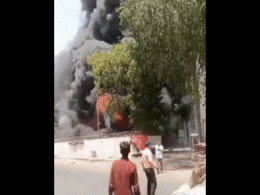 पीछे आग का गोला, आगे विश्वास... प्लेन क्रैश में बचे यात्री का 'अविश्वसनीय' वीडियो देखिए पीछे आग का गोला, आगे विश्वास... प्लेन क्रैश में बचे यात्री का 'अविश्वसनीय' वीडियो देखिए