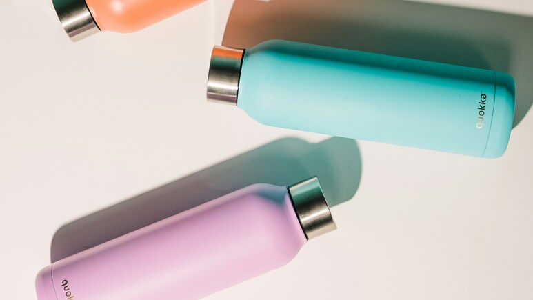 Gym, College, से लेकर Office तक के यूज़ के लिए Best और Stylish Water Bottles, 300 रुपये से भी कम है इनकी कीमत Gym, College, से लेकर Office तक के यूज़ के लिए Best और Stylish Water Bottles, 300 रुपये से भी कम है इनकी कीमत