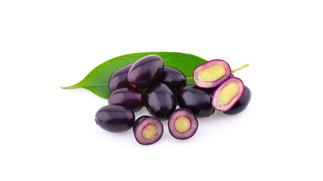 Jamun helps detoxify the liver and kidneys by flushing out toxins