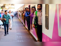 Mumbra Train Accident:  मुंबई लोकलचे दार बंद होणार! रेल्वे प्रशासनाचा मोठा निर्णय Mumbra Train Accident:  मुंबई लोकलचे दार बंद होणार! रेल्वे प्रशासनाचा मोठा निर्णय