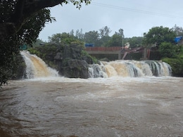 Satara News : साताऱ्यातील ही पर्यटनस्थळं 19 ऑगस्टपर्यंत बंद, जिल्हा प्रशासनाचा मोठा निर्णय Satara News : साताऱ्यातील ही पर्यटनस्थळं 19 ऑगस्टपर्यंत बंद, जिल्हा प्रशासनाचा मोठा निर्णय