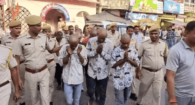 Rajasthan: लूट की योजना बनाने वालों का पुलिस ने मुंडवाया सिर , फिर भरे बाजार निकाली परेड, हाथ जोड़कर माफी मांगते रहे आरोपी