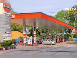 Navi Mumbai Petrol Pump: धक्कादायक! लोकसंख्या 3 लाख, पण एकही पेट्रोलपंप नाही; घराघरात विकलं जातंय पेट्रोल डिझेल Navi Mumbai Petrol Pump: धक्कादायक! लोकसंख्या 3 लाख, पण एकही पेट्रोलपंप नाही; घराघरात विकलं जातंय पेट्रोल डिझेल
