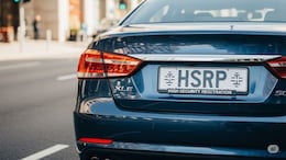 HSRP Number Plate: 'एचएसआरपी' प्लेट अद्याप बसवली नाही? राज्य सरकारचा मोठा दिलासा, वाचा नवी मुदतवाढ आणि नियम
