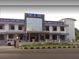 Navi Mumbai: वरिष्ठ पोलीस निरीक्षकाकडे तब्बल 3.48 कोटींची बेहिशोबी संपत्ती; भ्रष्टाचार कायद्यांतर्गत गुन्हा दाखल Navi Mumbai: वरिष्ठ पोलीस निरीक्षकाकडे तब्बल 3.48 कोटींची बेहिशोबी संपत्ती; भ्रष्टाचार कायद्यांतर्गत गुन्हा दाखल