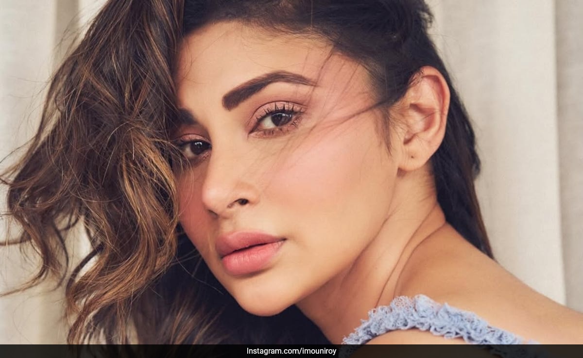 Mouni Roy's Summer-Ready Beauty Look Showcased on Instagram