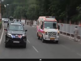 PM Modi's Motorcade Makes Way For Ambulance In Bhubaneswar PM Modi's Motorcade Makes Way For Ambulance In Bhubaneswar