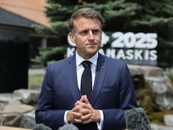 Macron&#039;s Dilemma: What Next For France After PM&#039;s Resignation?