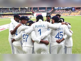 Eng vs Ind: पहले टेस्ट से पहले एक और खिलाड़ी को टीम से जोड़ा गया, भारत 'ए' के इस सदस्य को इंग्लैंड में रुकने का निर्देश Eng vs Ind: पहले टेस्ट से पहले एक और खिलाड़ी को टीम से जोड़ा गया, भारत 'ए' के इस सदस्य को इंग्लैंड में रुकने का निर्देश