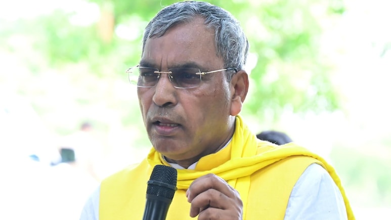 बिहार की राजनीति में ओपी राजभर की एंट्री, बोले-150 सीटों पर लड़ेंगे चुनाव, NDA को फायदा हो या नुकसान