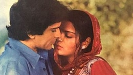 How Zeenat Aman's First Onscreen Kiss With Shashi Kapoor In <i>Satyam Shivam Sundaram</i> Became A  Rage