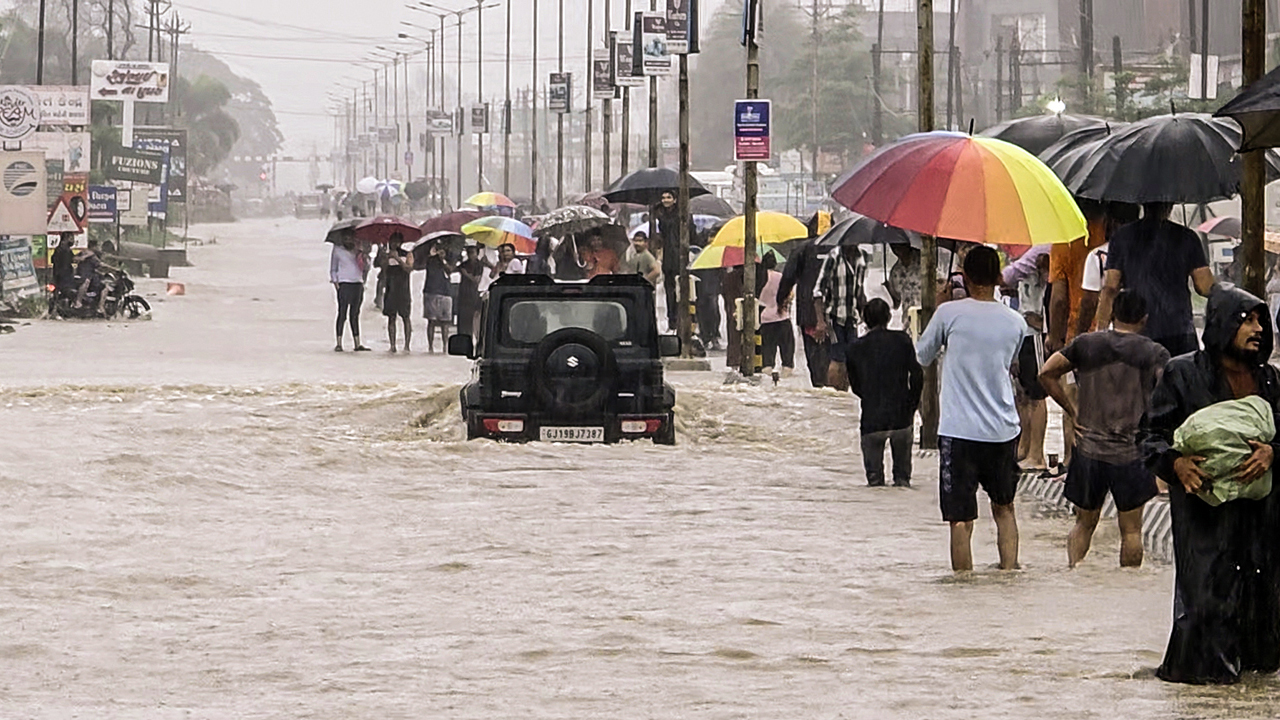 Heavy Rain In Gujarat, Several Parts Of Surat Flooded