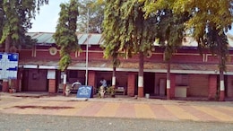 Akola News : ती कारवाई अन् तलाठी संतापला, नायब तहसीलदाराला जातीवाचक शिवीगाळ; ॲट्रॉसिटीचा गुन्हा दाखल