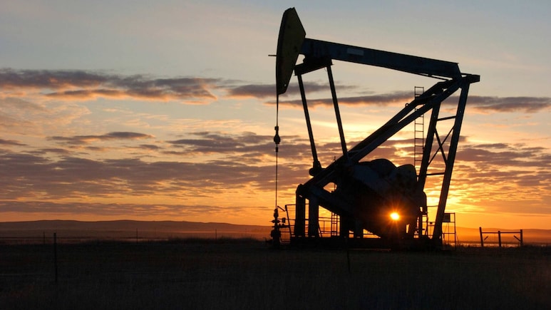 Oil Prices Fall As Israel, Hamas Agree To Gaza Peace Deal