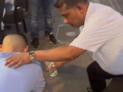 Viral Video Shows Man's Miserable Condition After Eating 'London's Hottest Curry' Viral Video Shows Man's Miserable Condition After Eating 'London's Hottest Curry'