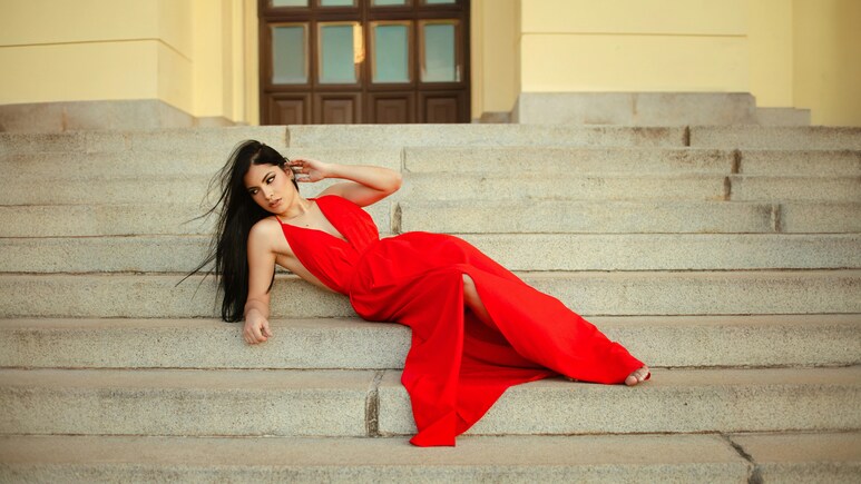 क्या होती है Slit Dresses? क्या ₹1000 खर्च करके बना सकते हैं इन्हें अपना क्या होती है Slit Dresses? क्या ₹1000 खर्च करके बना सकते हैं इन्हें अपना
