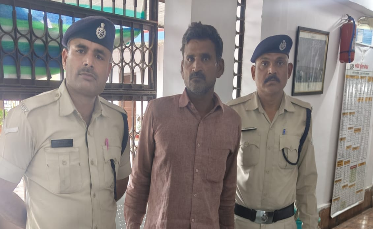 RPF का एक्शन! चलती ट्रेन में मोबाइल चोरी कर आउटर में कूदा आरोपी, रेलवे पुलिस ने ऐसे दबोचा