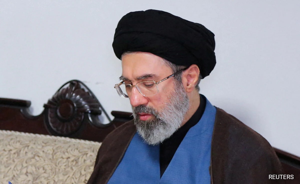 Unseen Since March, Mojtaba Khamenei Meets Iran Military Head