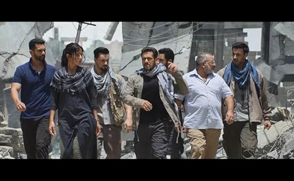 RAW and ISI on a joint mission - Cast of Tiger Zinda Hai in a still from the film. RAW and ISI on a joint mission - Cast of Tiger Zinda Hai in a still from the film.