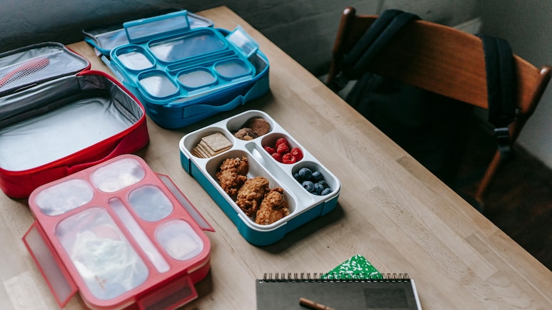 Office Use के लिए परफेक्ट और Top-Class हैं ये Lunch Box, कीमत में कम और क्वालिटी में नंबर वन Office Use के लिए परफेक्ट और Top-Class हैं ये Lunch Box, कीमत में कम और क्वालिटी में नंबर वन