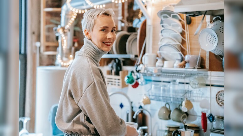 इन Modern और Smart Racks के बिना अधूरा है आपका किचन Makeover, देखें Budget-Friendly रैक्स की बेस्ट डील्स इन Modern और Smart Racks के बिना अधूरा है आपका किचन Makeover, देखें Budget-Friendly रैक्स की बेस्ट डील्स