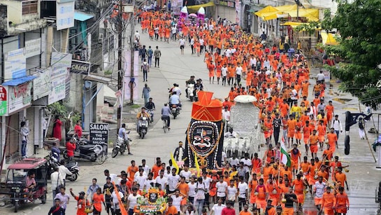महिलाएं भी कर सकती हैं कांवड़ यात्रा!, बस इन खास बातों को रखना होगा ध्यान, नहीं तो यात्रा हो सकती है असफल... | kawad yatra 2025, kawad yatra rule, kawad yatra ka niyam