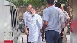 Shakoor Khan: पाकिस्तान के लिए जासूसी करने वाले शकूर खान को जैसलमेर लेकर पहुंची पुलिस, घर की तस्दीक की