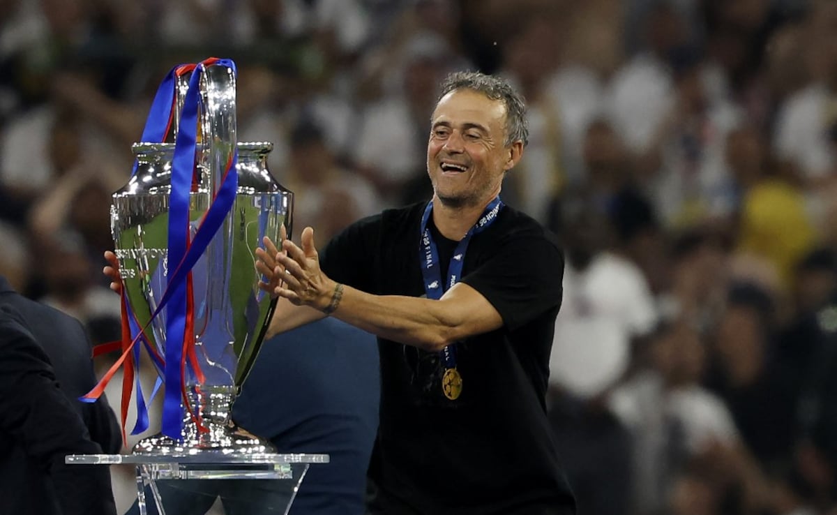 PSG Coachs Beautiful Tribute To Deceased Daughter After Champions League Triumph