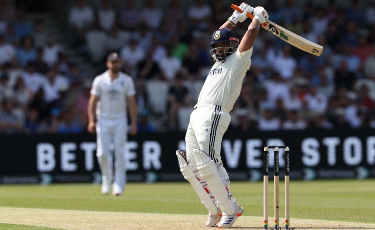 "Has His Own Computer...": Rishabh Pant's "Outrageous" Approach Leave Ravi Shastri Speechless