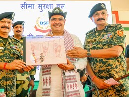 जैसलमेर में BSF जवानों से मिले CM भजनलाल, मां तनोट राय मंदिर में दर्शन कर सुनी लोगों की समस्याएं जैसलमेर में BSF जवानों से मिले CM भजनलाल, मां तनोट राय मंदिर में दर्शन कर सुनी लोगों की समस्याएं